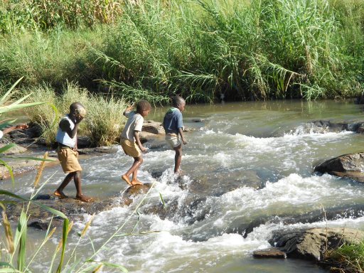RCSC - Malawi - Mudi River Footbridge Project - (P) 2 Crossing Point - October 2012