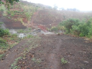 The Manyenje Bridge from a distance