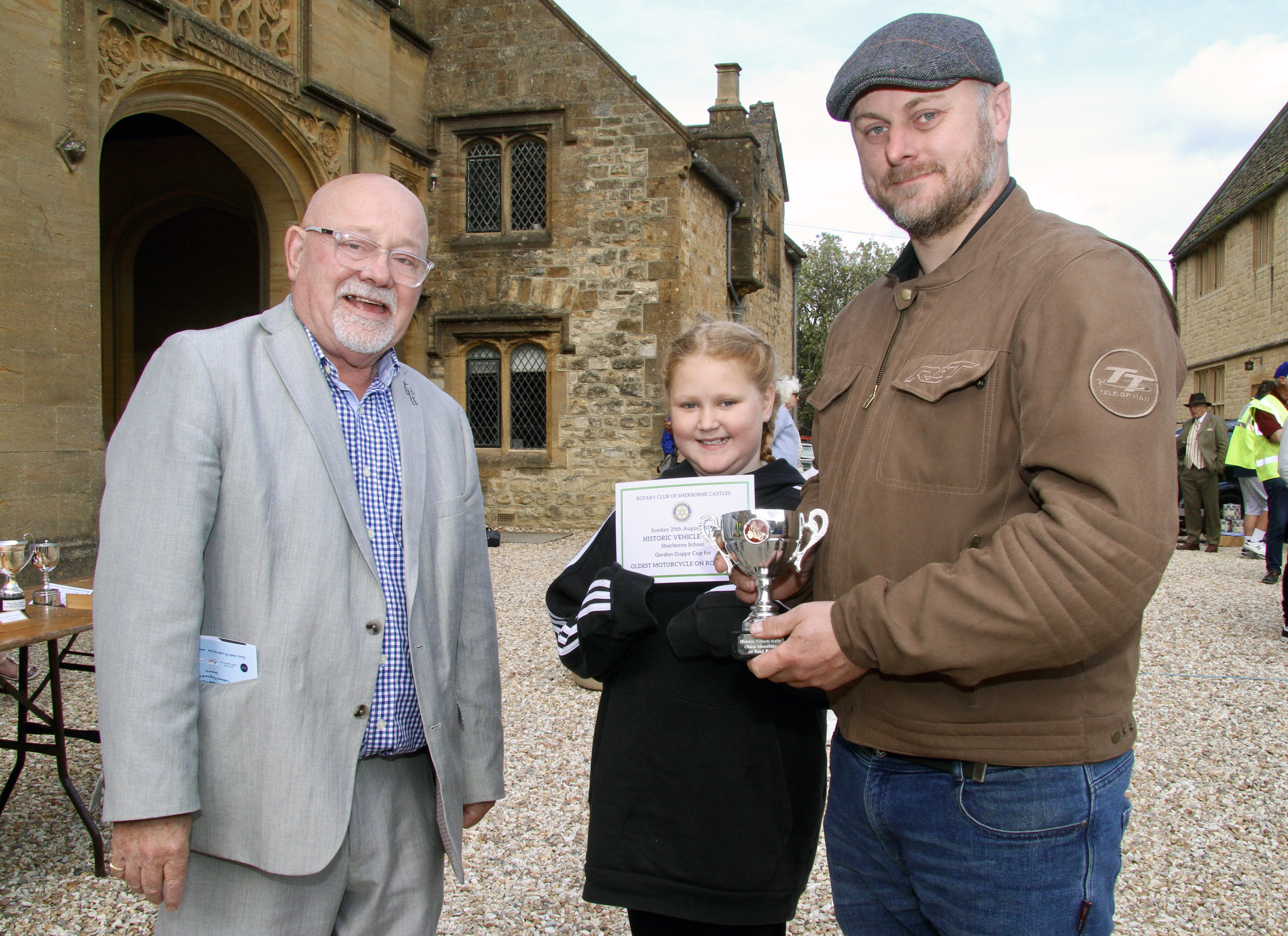 24. Gordon Guppy Cup for Oldest Motorcycle on Road, Jeffrey, 1938 Velocette
